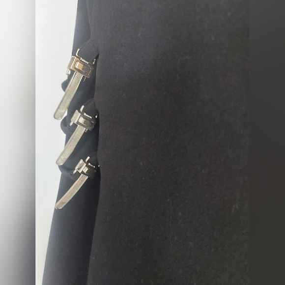 Versace collection dress. - Picture 4 of 11